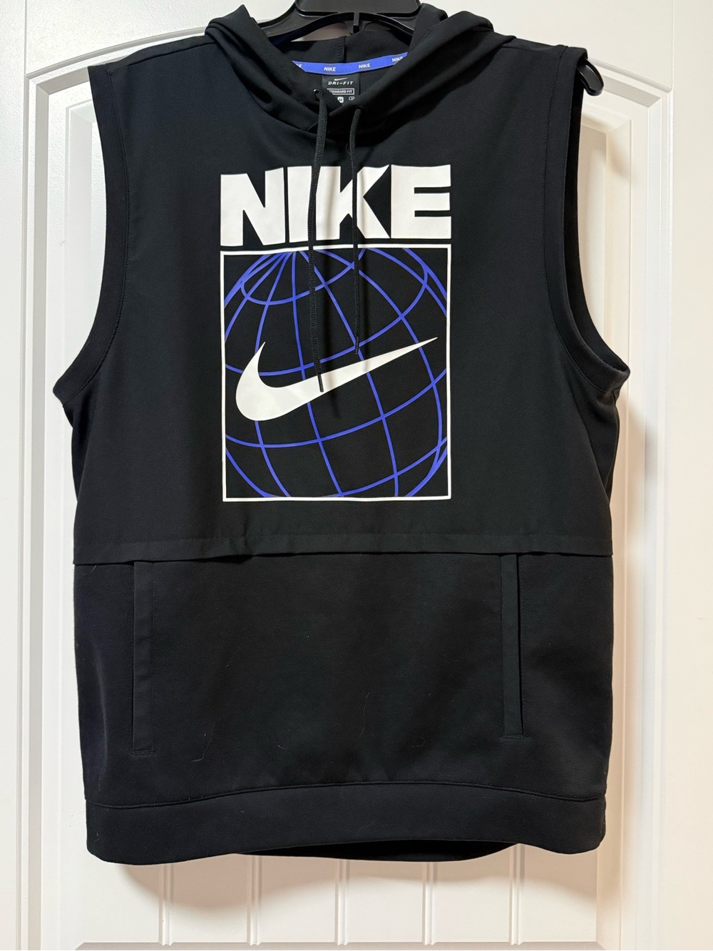 Nike Dri-Fit Sleeveless Graphic Training Hoodie